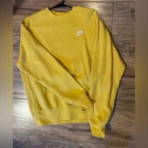 NWOT Nike Golden Crewneck Sweatshirt